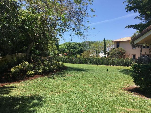 6943 Giralda Circle, Boca Raton, FL 33433