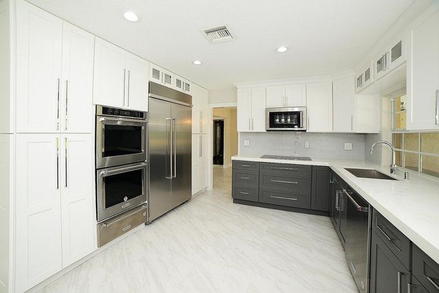 6943 Giralda Circle, Boca Raton, FL 33433