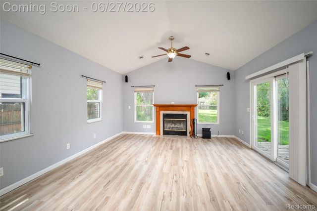 2347 Pauline Drive, Waterford Charter Township, MI 48329