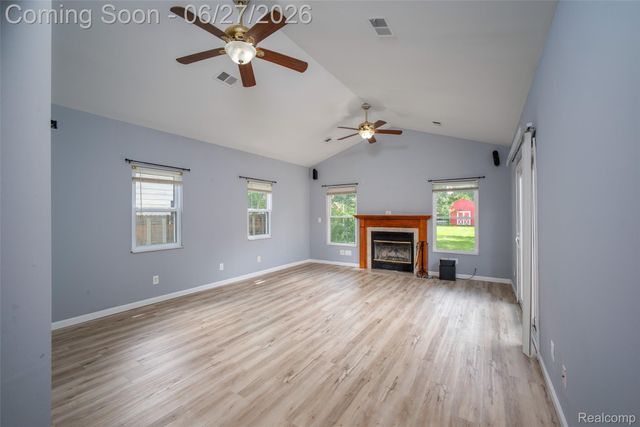 2347 Pauline Drive, Waterford Charter Township, MI 48329