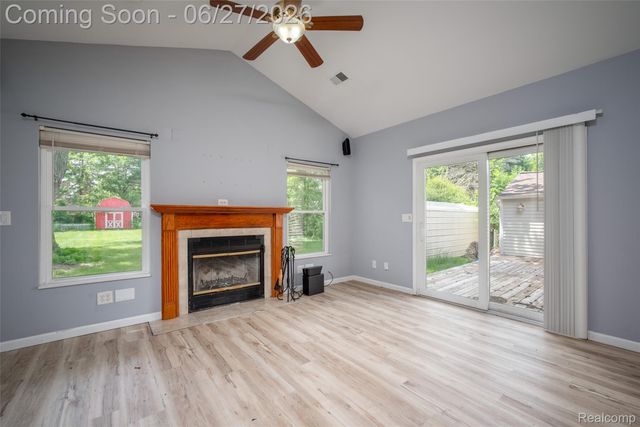 2347 Pauline Drive, Waterford Charter Township, MI 48329