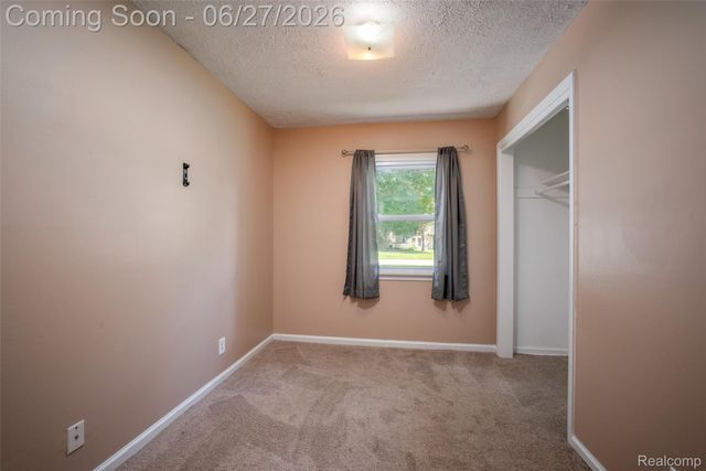 2347 Pauline Drive, Waterford Charter Township, MI 48329