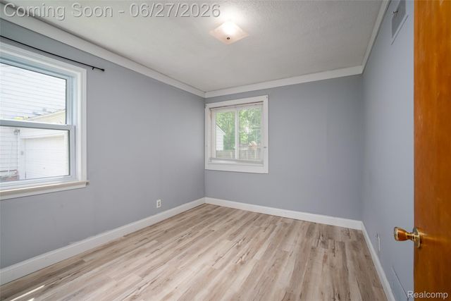 2347 Pauline Drive, Waterford Charter Township, MI 48329