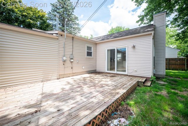 2347 Pauline Drive, Waterford Charter Township, MI 48329