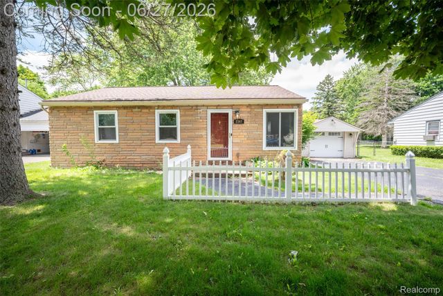 2347 Pauline Drive, Waterford Charter Township, MI 48329