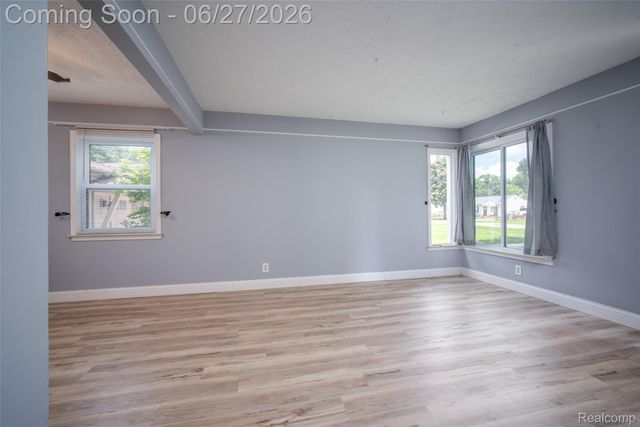 2347 Pauline Drive, Waterford Charter Township, MI 48329