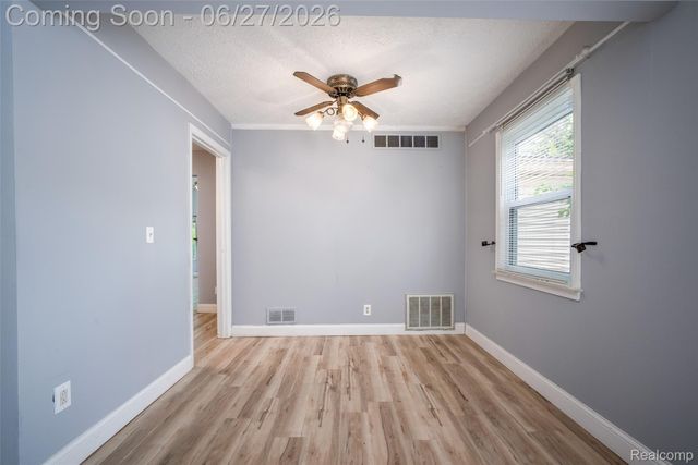 2347 Pauline Drive, Waterford Charter Township, MI 48329
