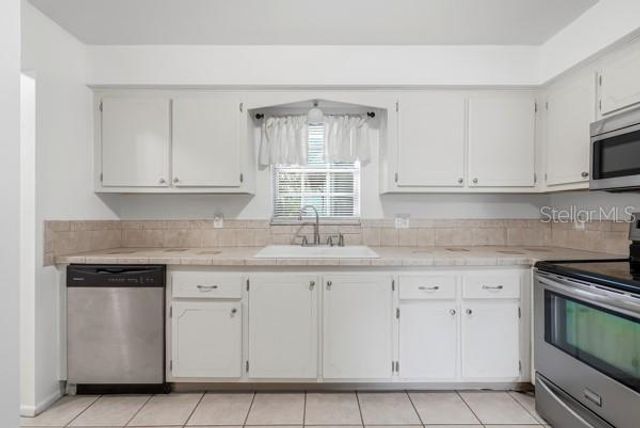 1706 BELLEAIR FOREST DRIVE 136, Clearwater, FL 33756