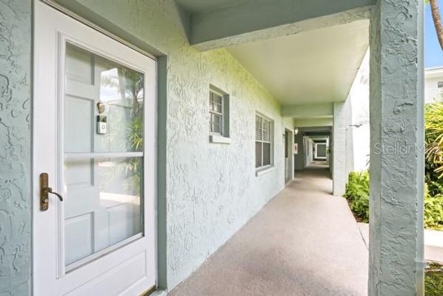 1706 BELLEAIR FOREST DRIVE 136, Clearwater, FL 33756
