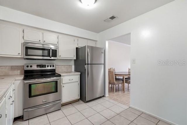 1706 BELLEAIR FOREST DRIVE 136, Clearwater, FL 33756