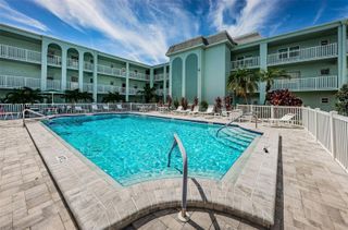 1706 BELLEAIR FOREST DRIVE 136, Clearwater, FL 33756