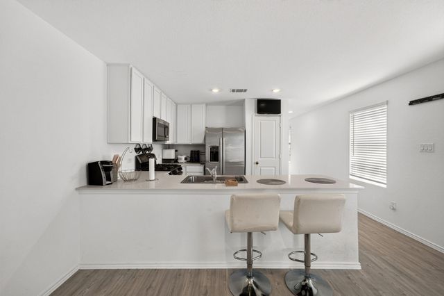 17801 Dockery DR, Elgin, TX 78621