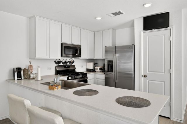 17801 Dockery DR, Elgin, TX 78621