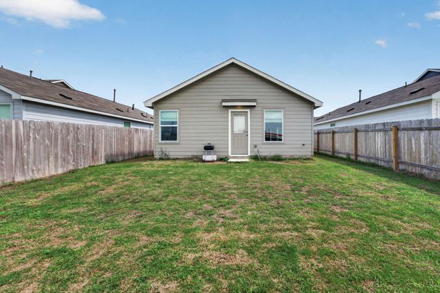 17801 Dockery DR, Elgin, TX 78621