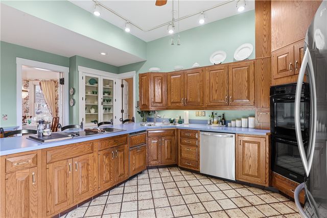 136 W Swissvale Ave, Regent Square, PA 15218
