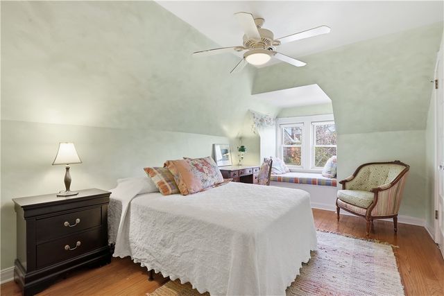 136 W Swissvale Ave, Regent Square, PA 15218