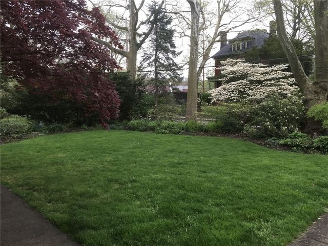 136 W Swissvale Ave, Regent Square, PA 15218