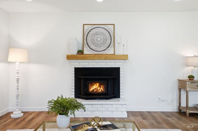 9225 W Landmark St, Boise, ID 83704