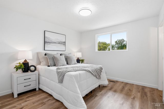 9225 W Landmark St, Boise, ID 83704