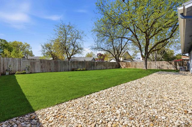 9225 W Landmark St, Boise, ID 83704