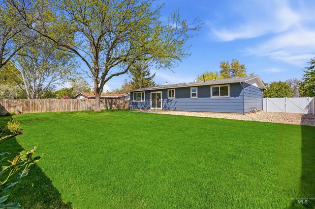 9225 W Landmark St, Boise, ID 83704