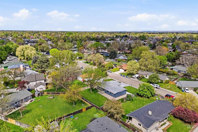 9225 W Landmark St, Boise, ID 83704