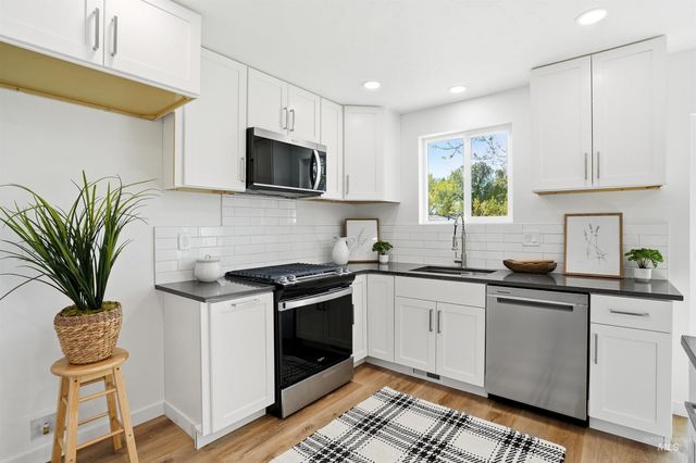 9225 W Landmark St, Boise, ID 83704