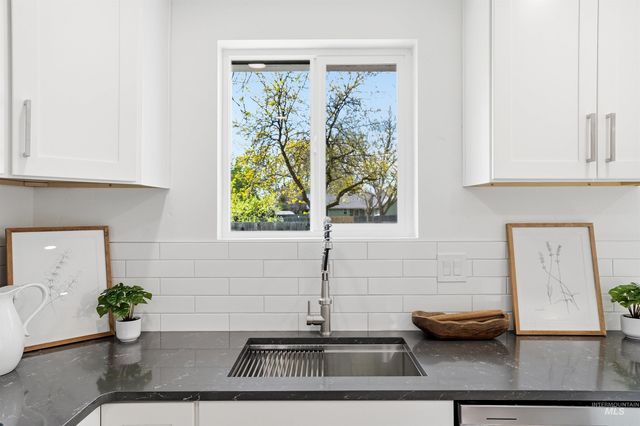 9225 W Landmark St, Boise, ID 83704