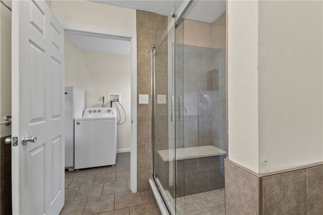 1365 Orchard Ave, New Kensington, PA 15068