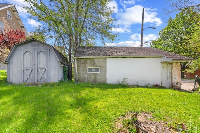 1365 Orchard Ave, New Kensington, PA 15068