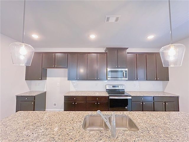 2614 Mills Commons Drive, Decatur, GA 30034