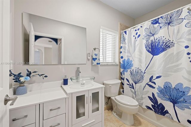 3122 SW 144th Pl, Miami, FL 33175