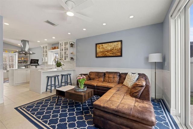 3122 SW 144th Pl, Miami, FL 33175