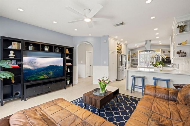 3122 SW 144th Pl, Miami, FL 33175