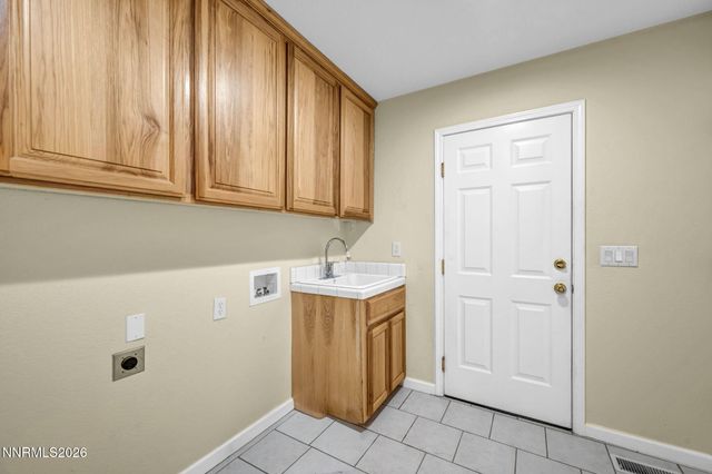 1138 Country Club Drive, Minden, NV 89423