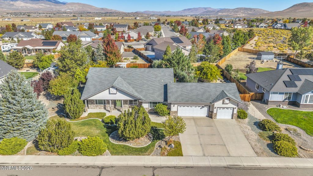 1138 Country Club Drive, Minden, NV 89423