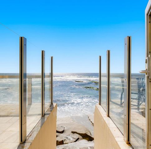 202 Coast Blvd 4, La Jolla, CA 92037