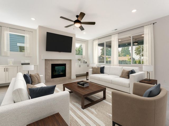 3068 NE Brownstone Place, Bend, OR 97701