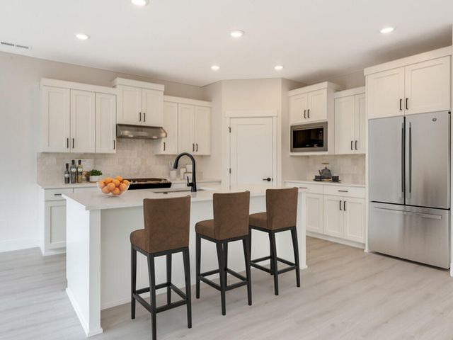 3068 NE Brownstone Place, Bend, OR 97701