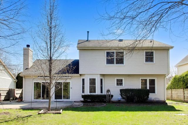 1422 Madison Road, Buffalo Grove, IL 60089