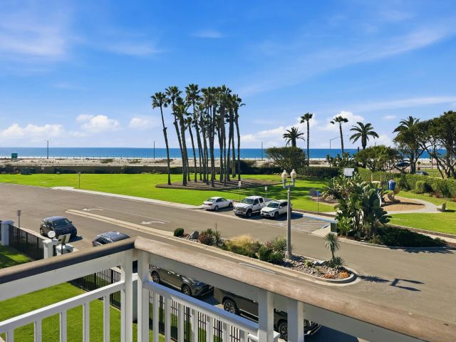 22 Montego Ct, Coronado, CA 92118
