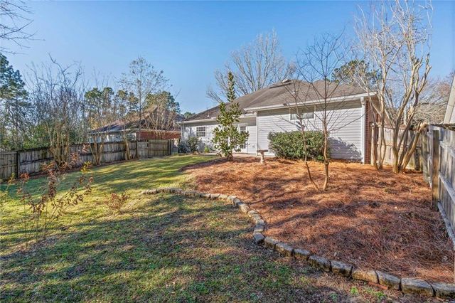 1263 Smithfield Road E, Mobile, AL 36695