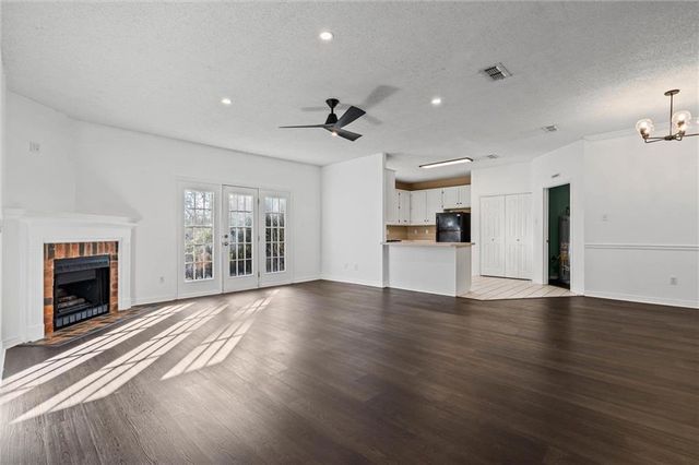 1263 Smithfield Road E, Mobile, AL 36695