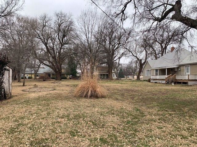 424 N Nelson St, Bennington, KS 67422