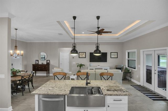 8602 AMEN CORNER PLACE, Palmetto, FL 34221