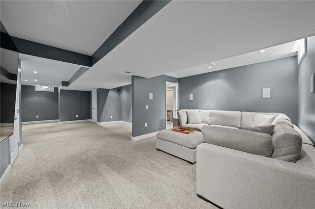3528 Brook Court, Avon, OH 44011