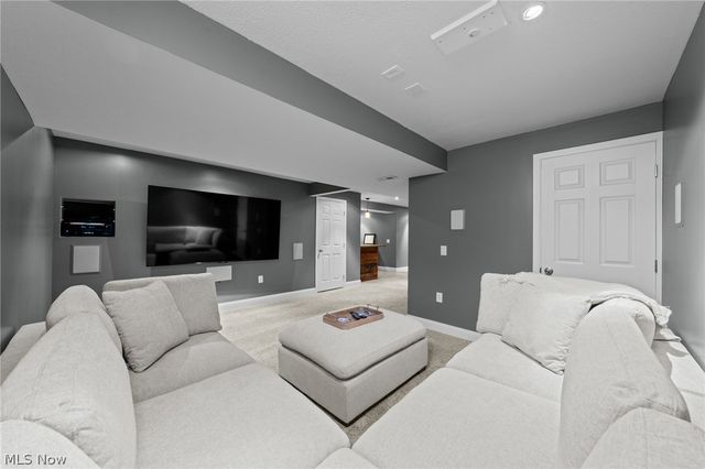 3528 Brook Court, Avon, OH 44011