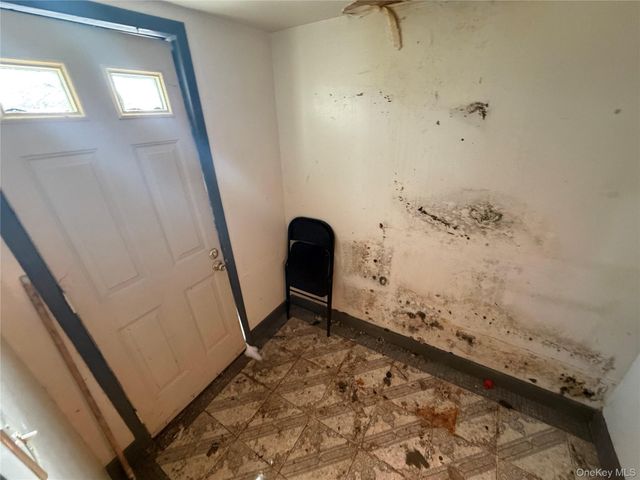 452 S 7th Avenue, Mount Vernon, NY 10550