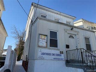 452 S 7th Avenue, Mount Vernon, NY 10550