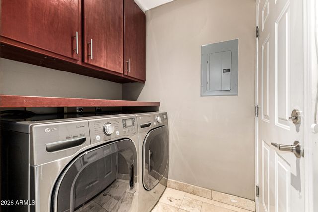 14450 N THOMPSON PEAK Parkway 140, Scottsdale, AZ 85260